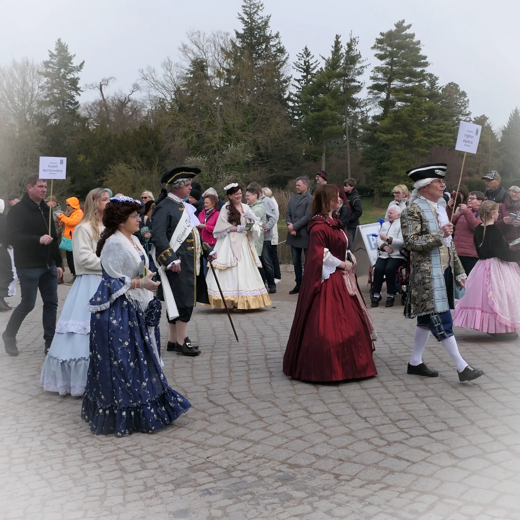 Barocke Vereinsmomente im Gutspark Altjeßnitz, Foto 2