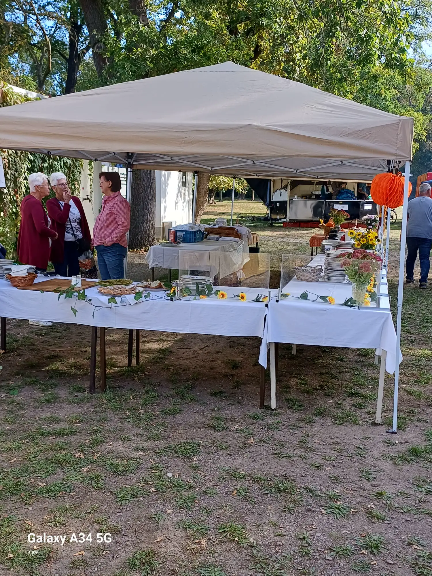 Bauernmarkt 2026 im Gutspark Altjeßnitz, Foto 9