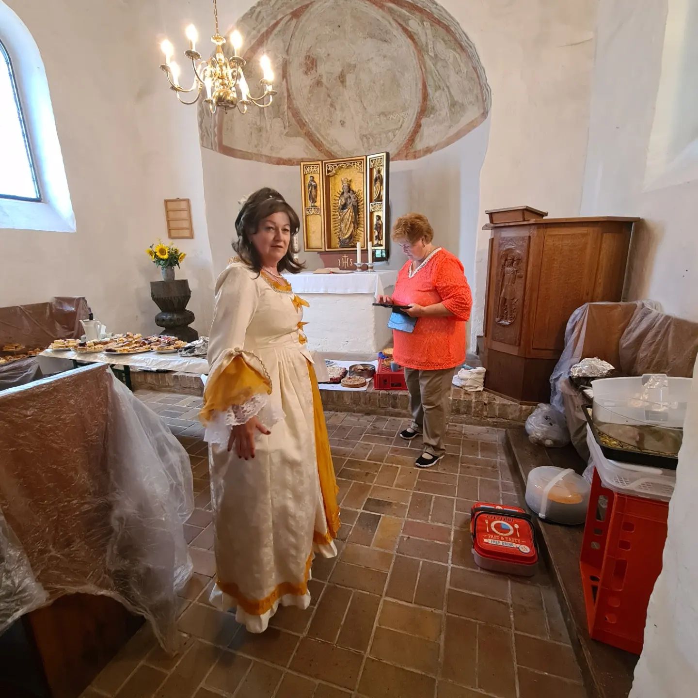 Veranstaltung in der historischen Feldsteinkirche